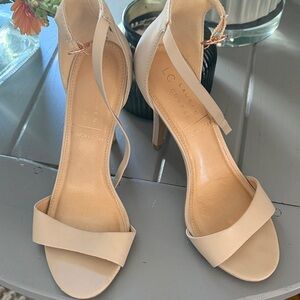 LC Lauren Conrad Women's Tan Heeled Sandals
